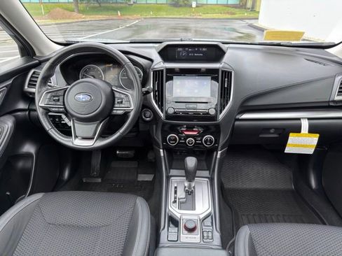 Used 2021 Subaru Forester Premium AWD/4WD image 22