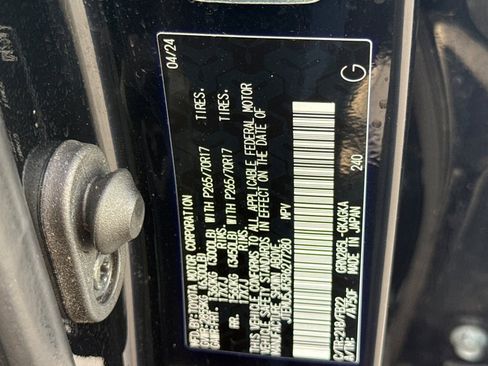 Certified 2024 Toyota 4Runner SR5 image 36