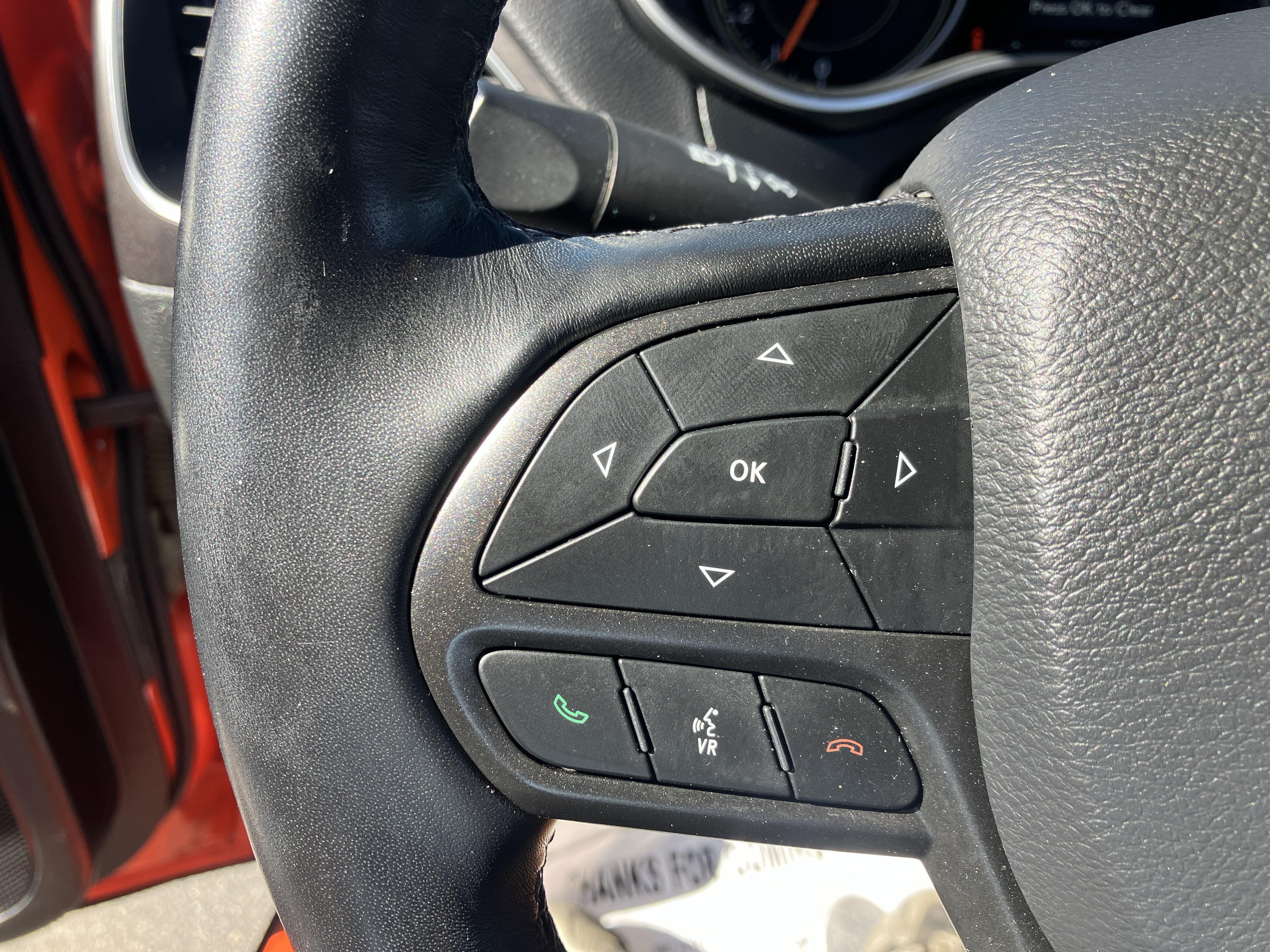 Used 2021 Jeep Cherokee Trailhawk AWD/4WD image 22