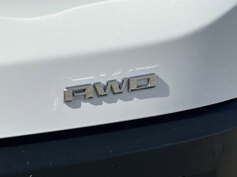 Used 2017 GMC Acadia SLT image 8
