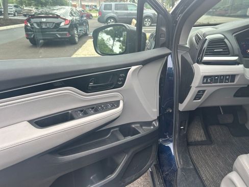 Used 2024 Honda Odyssey Touring image 10