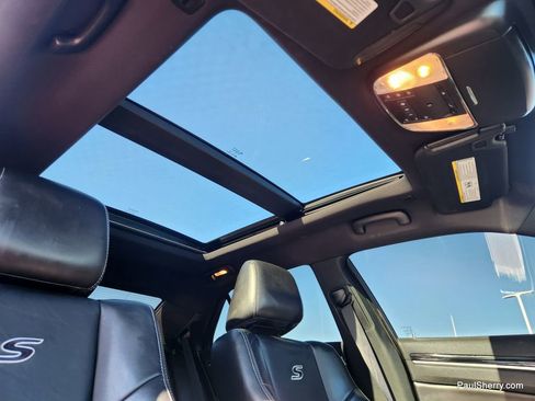 Used 2023 Chrysler 300 S w/ Comfort Group image 31