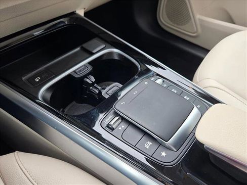 Certified 2022 Mercedes-Benz GLB 250 image 13