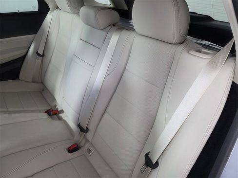 New 2026 Mercedes-Benz GLE 450 4MATIC image 13