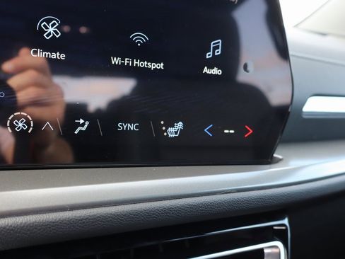 New 2026 Chevrolet Traverse LT w/ Driver Confidence Package image 13