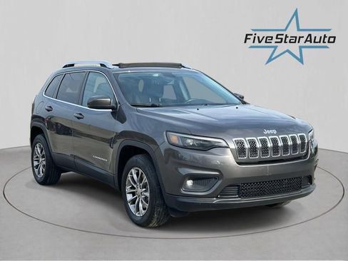 Used 2019 Jeep Cherokee Latitude Plus w/ Comfort/Convenience Group image 1
