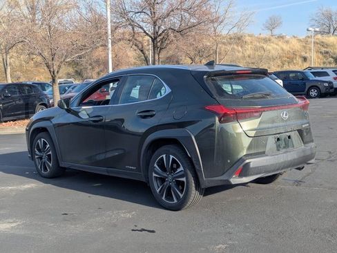 Used 2021 Lexus UX 250h w/ Premium Package image 6