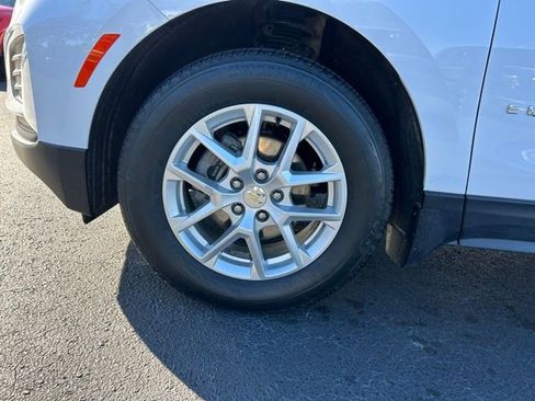 Used 2023 Chevrolet Equinox LT w/ LPO, Floor Liner Package image 9