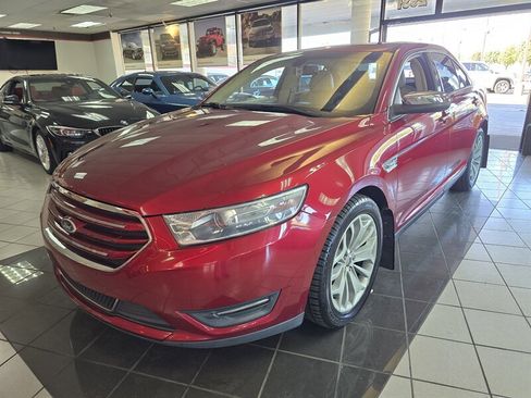 Used 2013 Ford Taurus Limited image 1