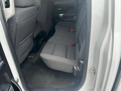 Used 2018 Chevrolet Silverado 1500 LT AWD/4WD image 10