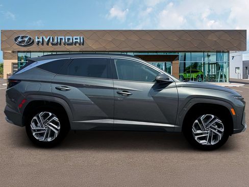New 2026 Hyundai Tucson Limited AWD/4WD image 9