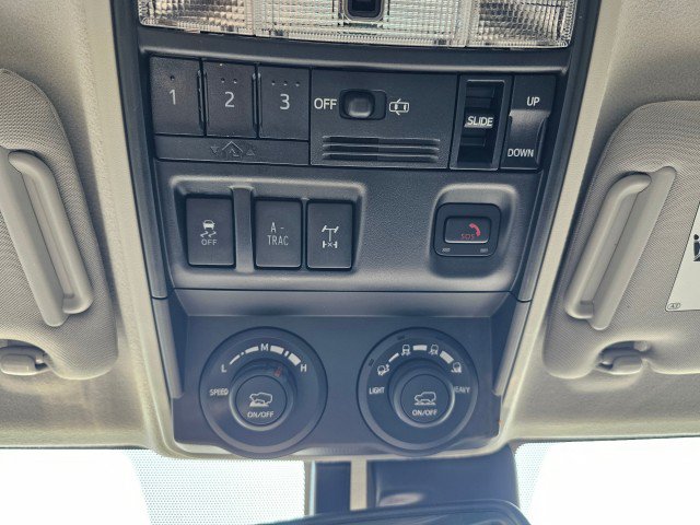 Used 2023 Toyota 4Runner TRD Off-Road Premium w/ Off Road Premium Plus Package AWD/4WD image 41