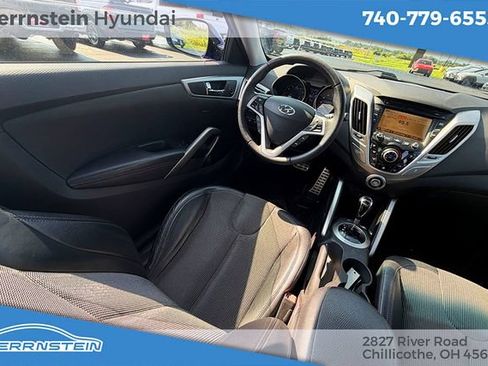 Used 2012 Hyundai Veloster w/ Style Pkg FWD image 27