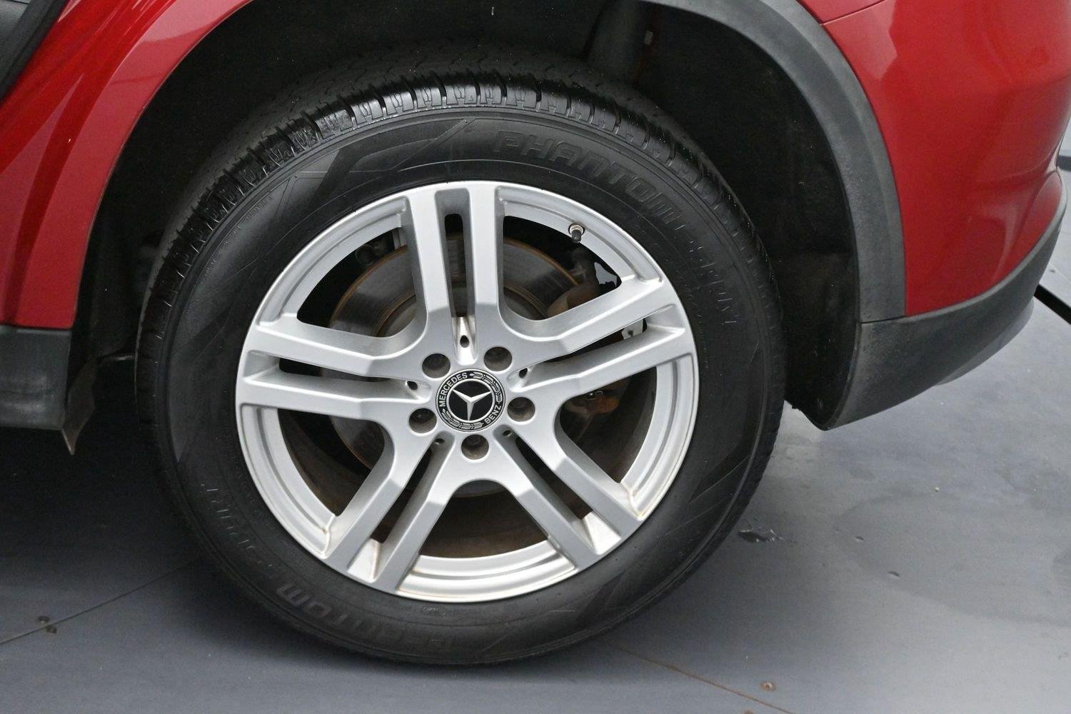 Used 2021 Mercedes-Benz GLA 250 w/ Premium Package image 34