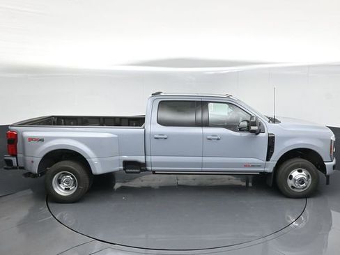 New 2026 Ford F350 Platinum image 44
