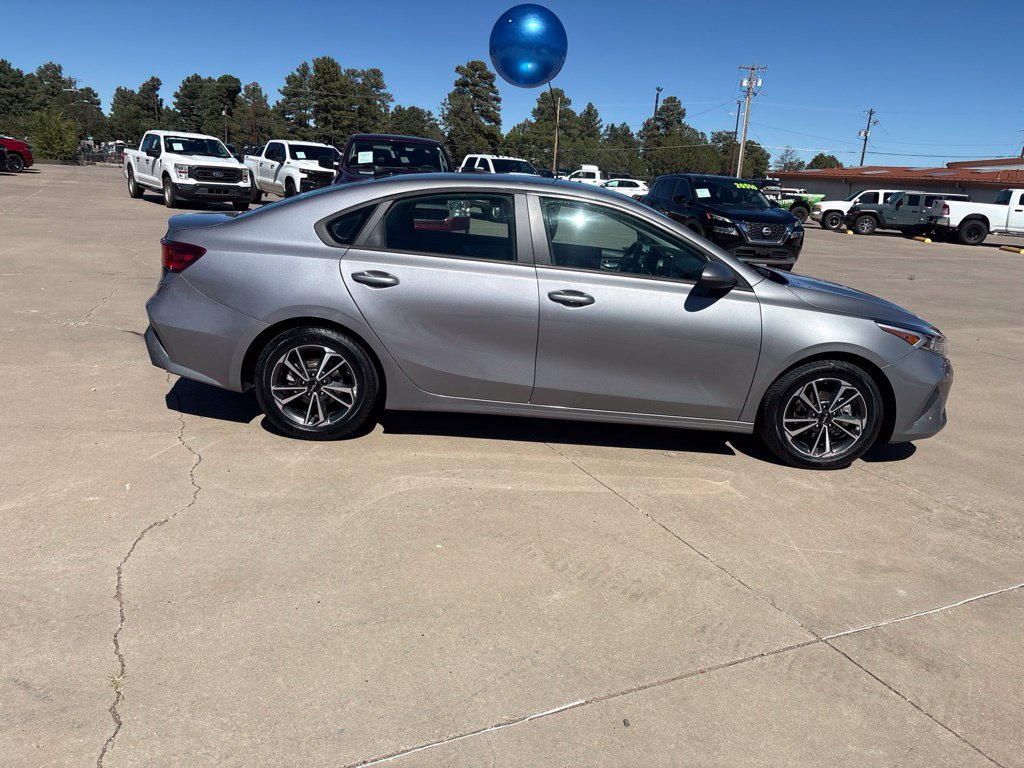 Used 2024 Kia Forte LXS FWD image 8