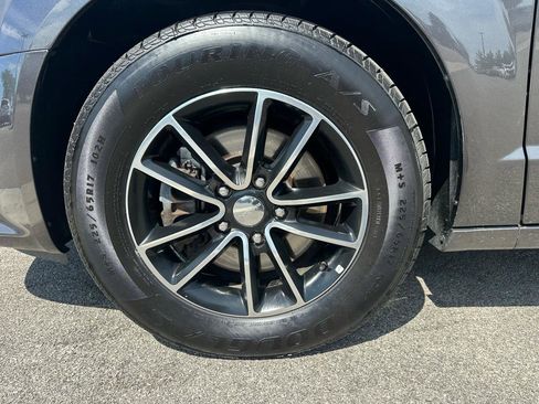 Used 2016 Dodge Grand Caravan R/T FWD image 16