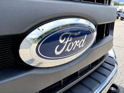 Certified 2022 Ford F250 XL w/ Power Equipment Group AWD/4WD image 29