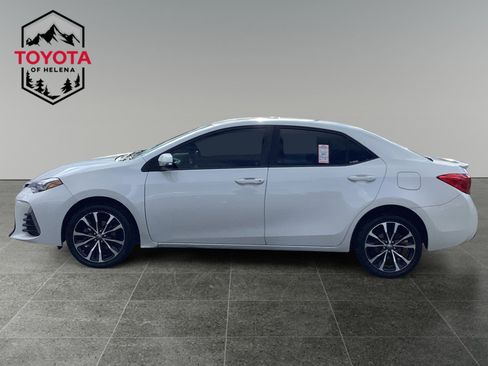 Used 2017 Toyota Corolla XSE image 2