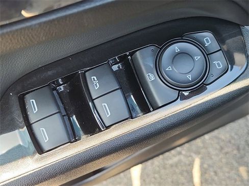 Certified 2024 Chevrolet Equinox Premier image 22