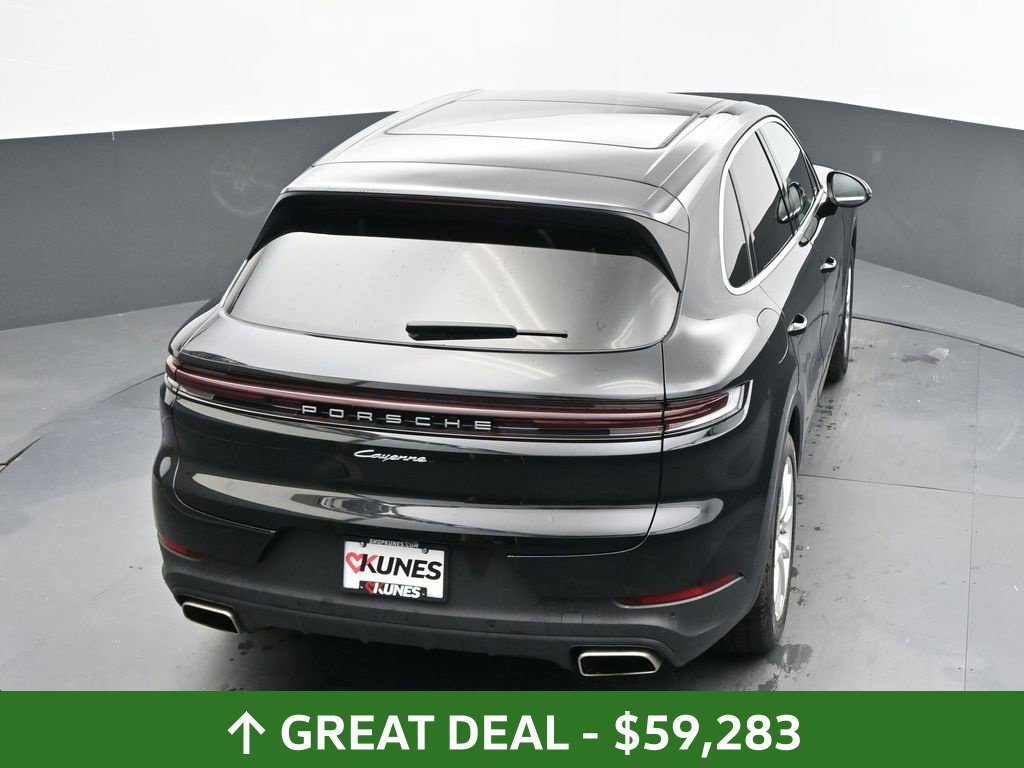 Used 2024 Porsche Cayenne AWD/4WD image 25