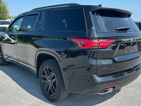 Certified 2023 Chevrolet Traverse Premier w/ Redline Edition AWD/4WD image 5
