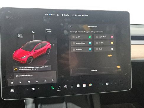 Used 2025 Tesla Model Y Long Range image 38