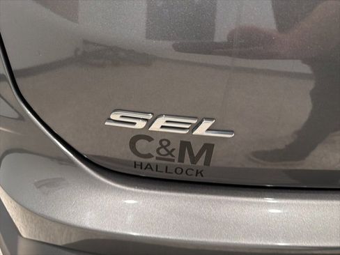 Used 2022 Ford Edge SEL w/ Sport Appearance Package image 8