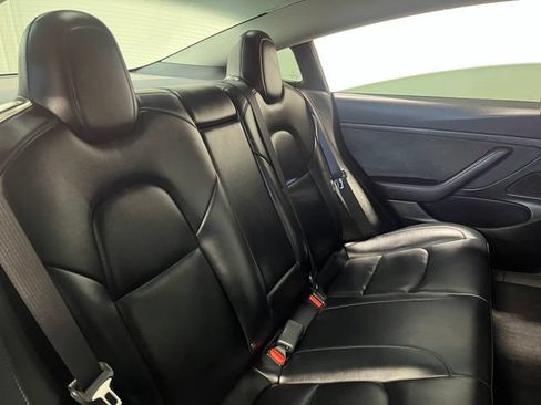 Used 2020 Tesla Model 3 Standard Range Plus RWD image 13