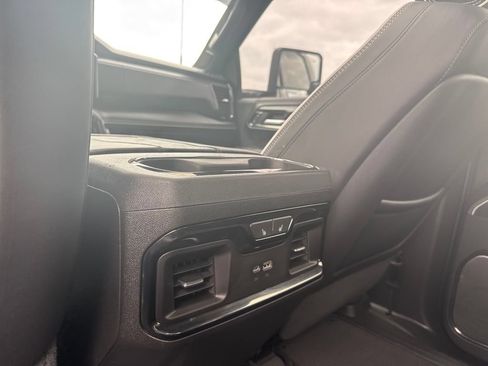 Used 2024 GMC Sierra 2500 AT4X AWD/4WD image 12
