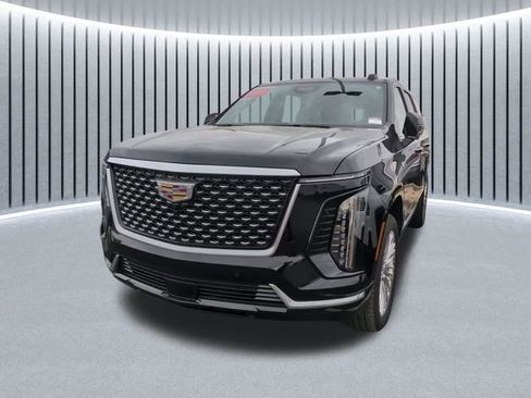 Used 2025 Cadillac Escalade Premium Luxury w/ Touring Package AWD/4WD image 14