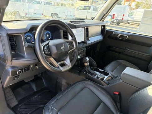 Certified 2025 Ford Bronco Badlands image 16