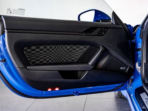 New 2026 Porsche 911 Carrera image 12