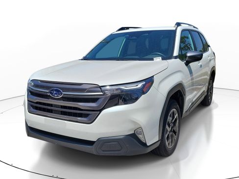 Used 2026 Subaru Forester Premium AWD/4WD image 3