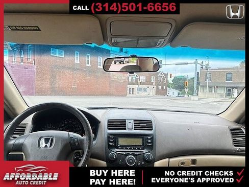 Used 2005 Honda Accord LX image 12