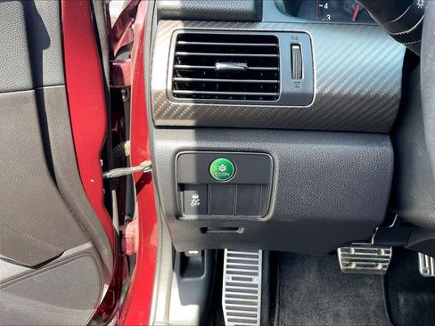 Used 2017 Honda Accord Sport image 26