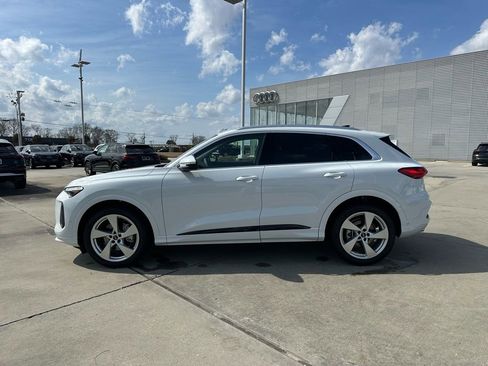 New 2025 Audi Q5 Prestige image 5