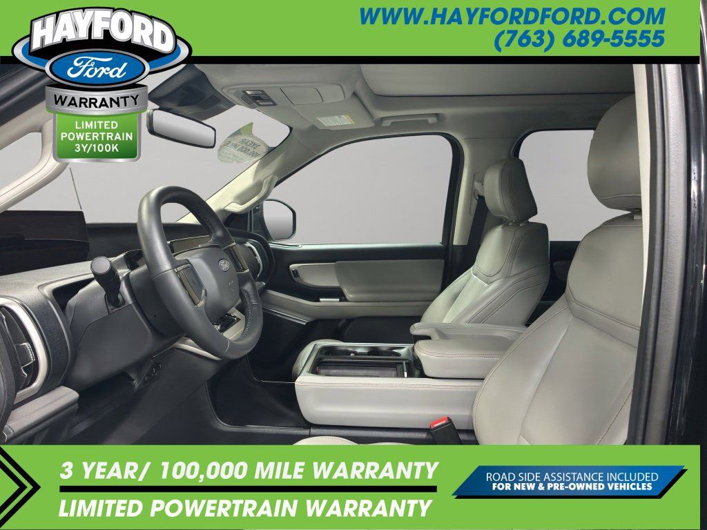 Used 2025 Ford Expedition Max Active AWD/4WD image 13