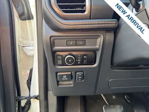 Used 2023 Ford Expedition Platinum AWD/4WD image 20