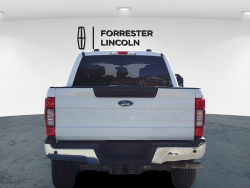 Used 2022 Ford F250 XLT w/ XLT Value Package image 4