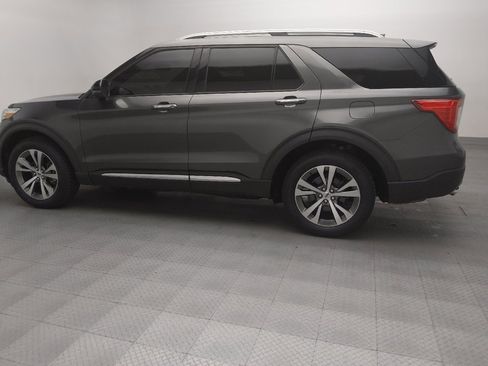 Used 2020 Ford Explorer Platinum w/ Premium Technology Package AWD/4WD image 3