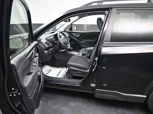 Used 2024 Subaru Forester Premium AWD/4WD image 5