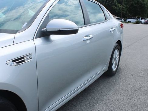 Used 2018 Kia Optima LX FWD image 42