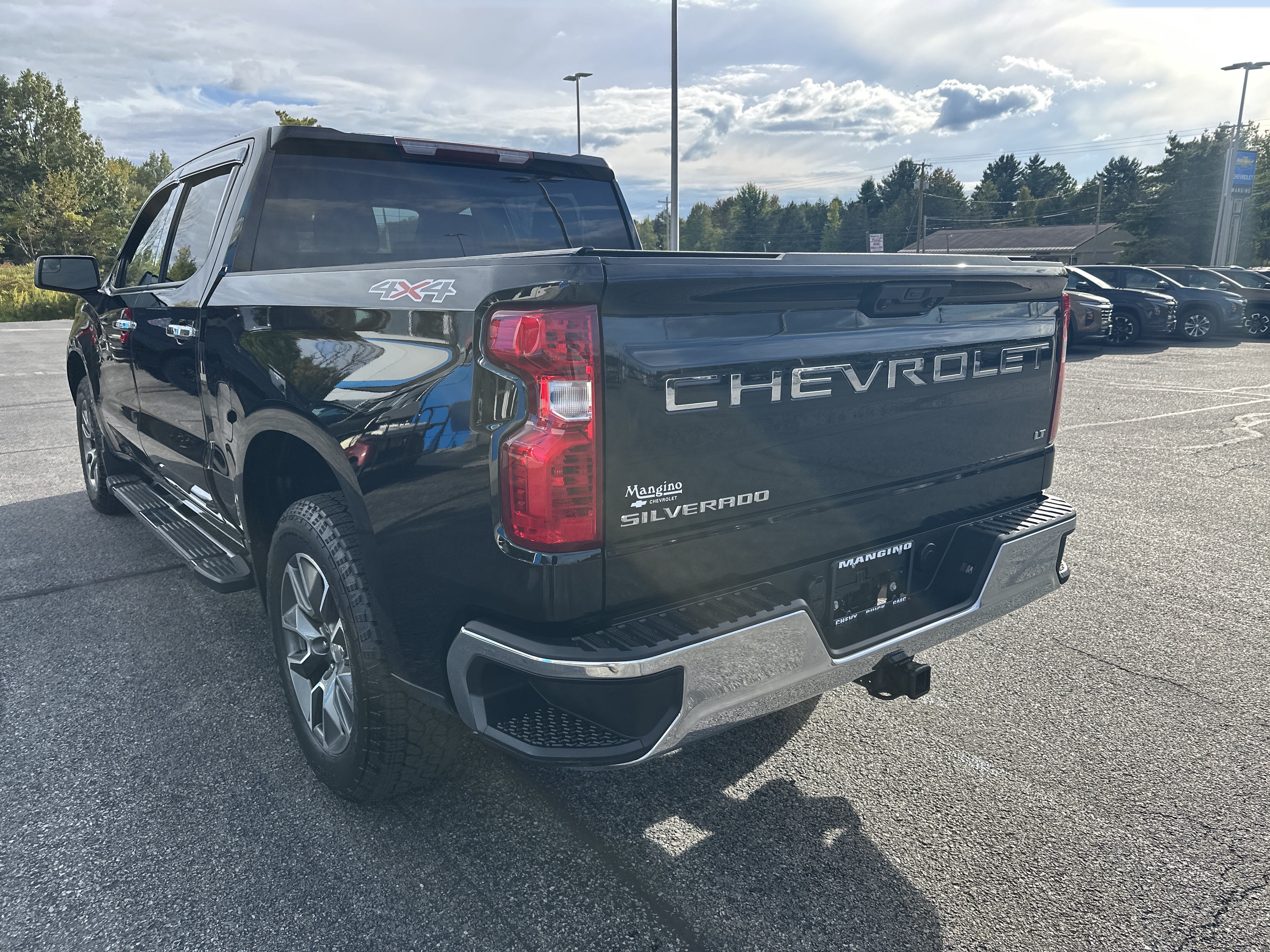 Certified 2024 Chevrolet Silverado 1500 LT AWD/4WD image 8