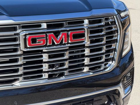 New 2026 GMC Yukon XL Denali w/ Sun & Power Step Package image 4