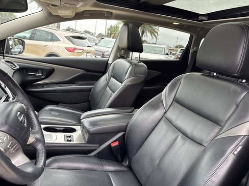 Used 2018 Nissan Murano Platinum image 17