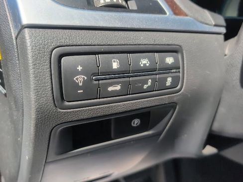 Used 2015 Hyundai Genesis 5.0 image 27