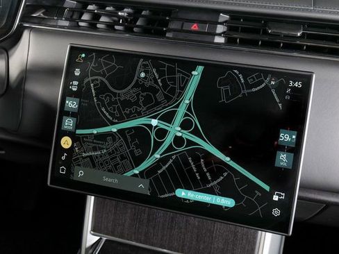 New 2025 Land Rover Range Rover SE AWD/4WD image 16