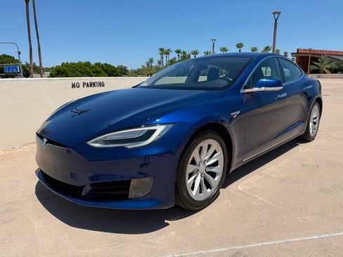 Used 2016 Tesla Model S 75 RWD image 4