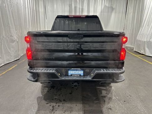 Certified 2024 Chevrolet Silverado 1500 Custom Trail Boss w/ LPO, Dark Essentials Package image 4